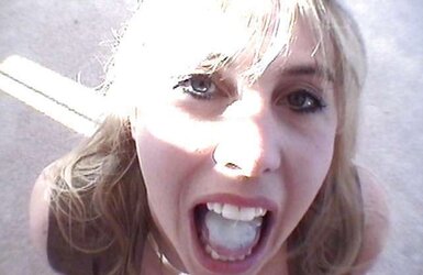 Sandra Otterson aka Wife deep-throating vol.