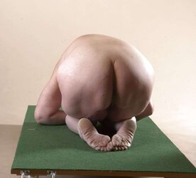 Jirina getting on all fours