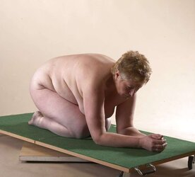 Jirina getting on all fours