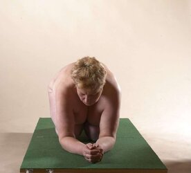 Jirina getting on all fours