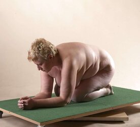 Jirina getting on all fours
