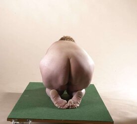Jirina getting on all fours