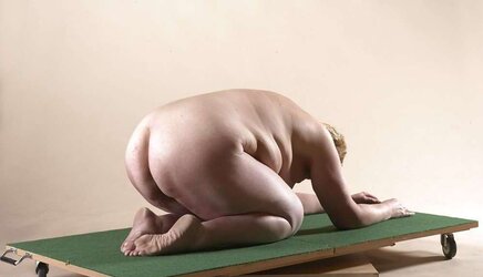 Jirina getting on all fours