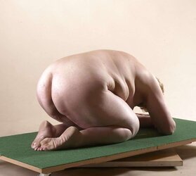 Jirina getting on all fours