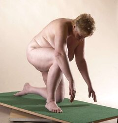 Jirina getting on all fours