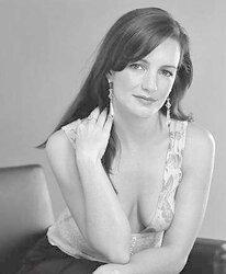 XES BANG-OUT AND THE CITY HOTTIE KRISTIN DAVIS IN COLOR