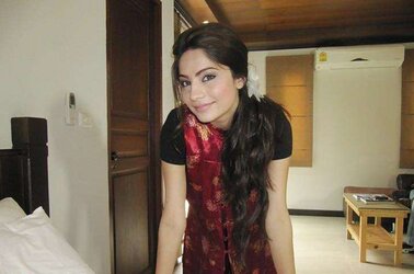 Pakistani and Indian College And School Femmes Photos
