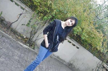 Pakistani and Indian College And School Femmes Photos