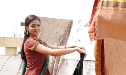 Pakistani and Indian College And School Femmes Photos