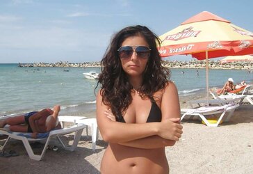 Romanian dame that loves to cheat on her BOYFRIEND
