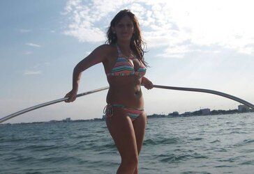 Romanian dame that loves to cheat on her BOYFRIEND