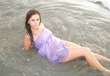 Romanian dame that loves to cheat on her BOYFRIEND