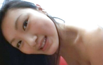 Asian teenager ir