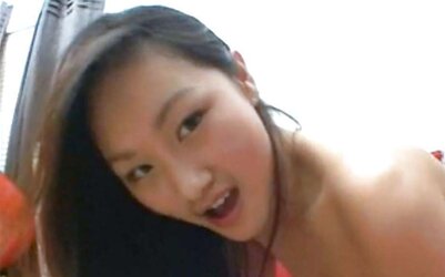 Asian teenager ir