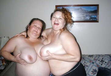 Plumper Housewife and her naughty gf