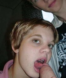 Dt Teenagers- Schwanzgeile Femmes in Activity