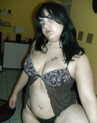 Chubby Dark Hair Mummy
