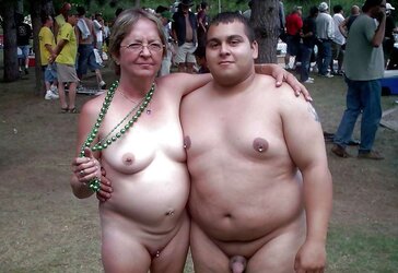SUGARY-SWEET GRANDMOTHERS mmmm