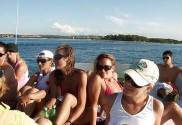 Stolen Photos - Gang of Femmes in Holidays Part