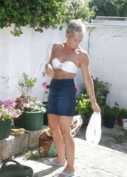 Luxurious Granny lovin’ her Garden