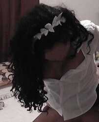 UNE BOMBE LATINE FAIT LE MENAGE