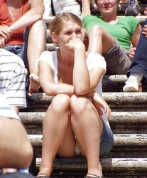 CANDID UPSKIRT voyeur teenagers public demonstrating undies knickers