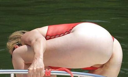 Fotze frisst Hosepipe - cameltoe