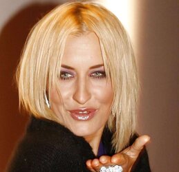 Promi-Wichsvorlagen (celebs) IX - Sarah Connor