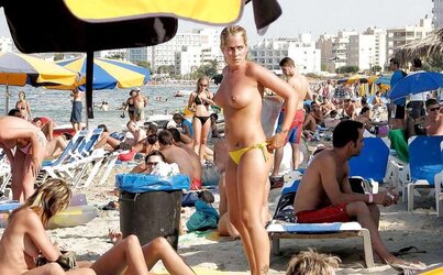 Beach Lovelies 018 - Candid