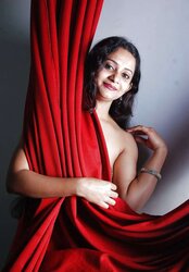 Indian gal in sharee