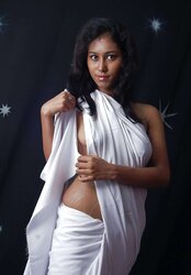 Indian gal in sharee