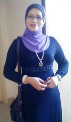 Remarkable malay mom