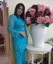 Remarkable malay mom