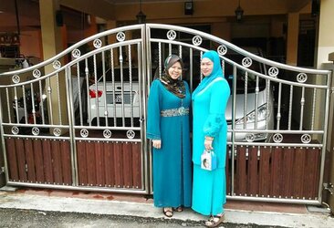 Remarkable malay mom