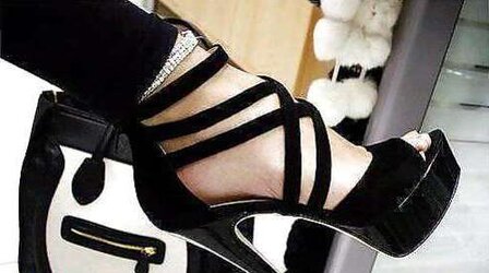 Jaw-Dropping platform high-heeled slippers and taut dresses passport enjoy to own
