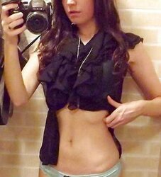 Internet gals unwrap for Me