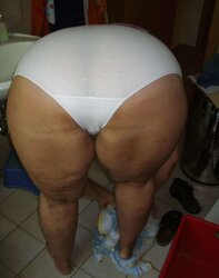 Mature et poils