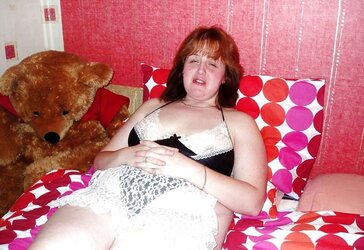 Plumpers,jizz dumpers,nymphs displaying off.