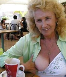 WORLD GRANNY