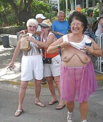WORLD GRANNY