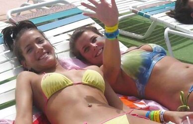 Non naked stunners