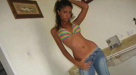 Geile Hintern Geile Ladies zeigen sich von hinten