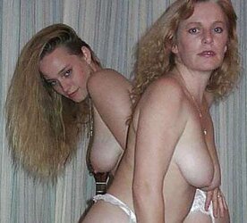 Couple de blondes