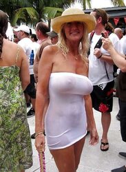 Expose Apparels