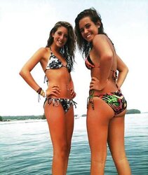 Teenager Bombshells