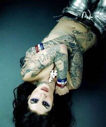 Dolls 15 Tat