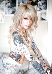 Dolls 15 Tat