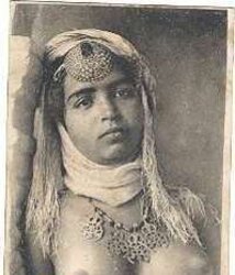 Vintage Arab Nymphs