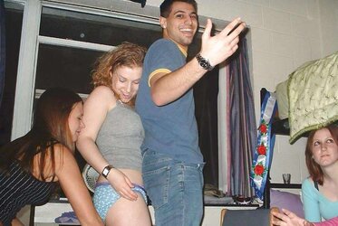 HONIES THONG DOWNING