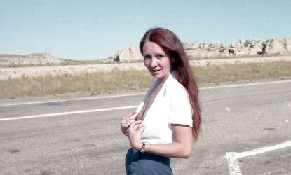 Lean Mature Flasher